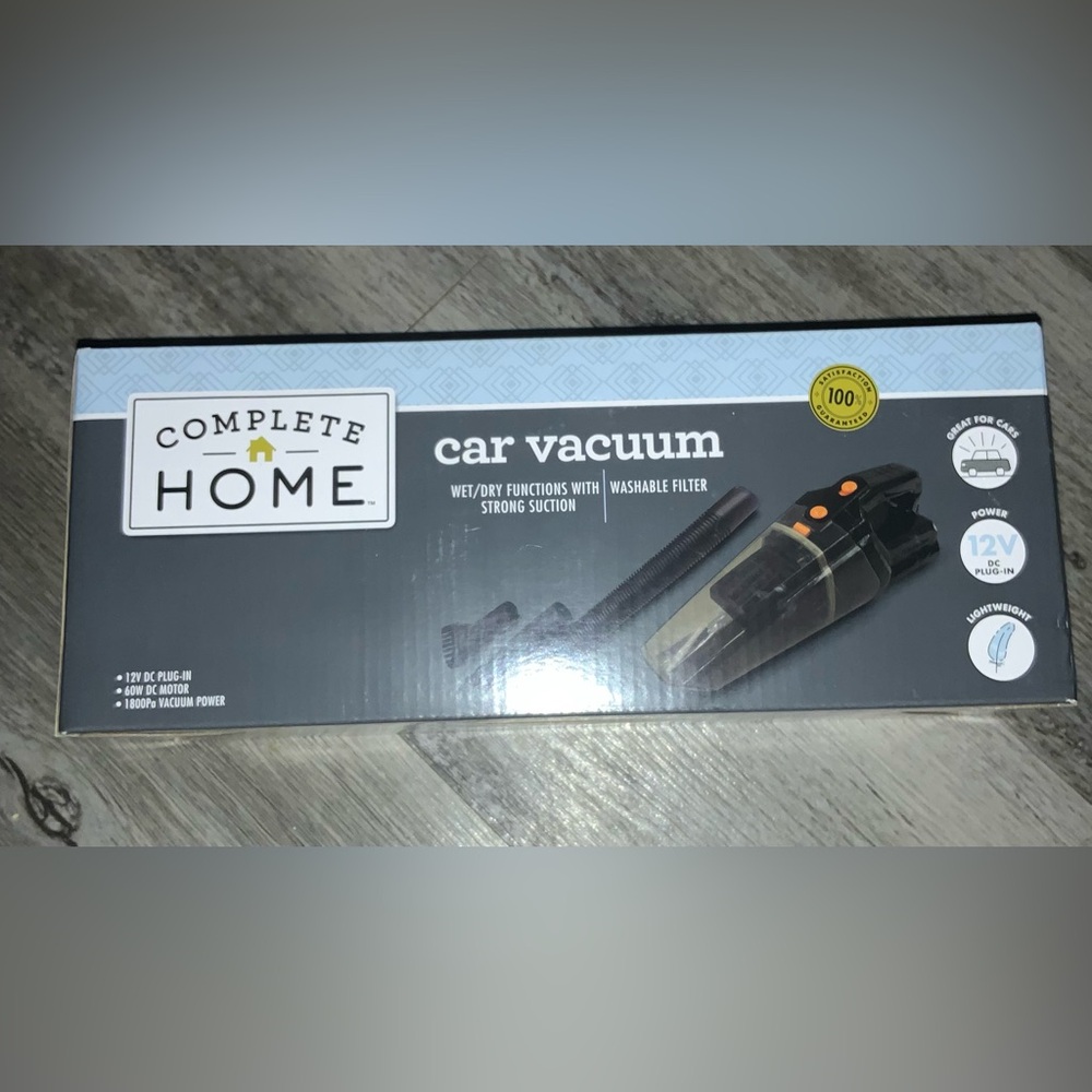 Complete Home Car Vacuum Wet/Dry Functions/Washable Filter New with accessories